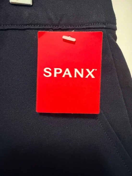 Spanx Polished 4” Shorts Classic Navy XL NWT - Picture 8 of 8